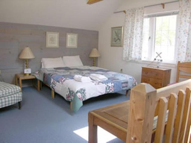 Oliver Lodge Мередит Экстерьер фото