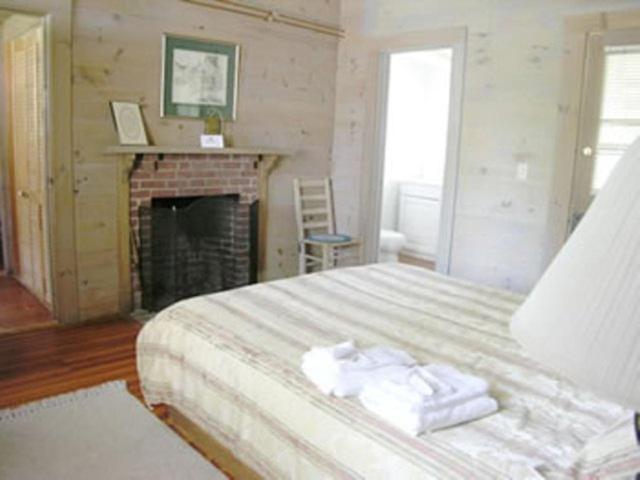 Oliver Lodge Мередит Экстерьер фото