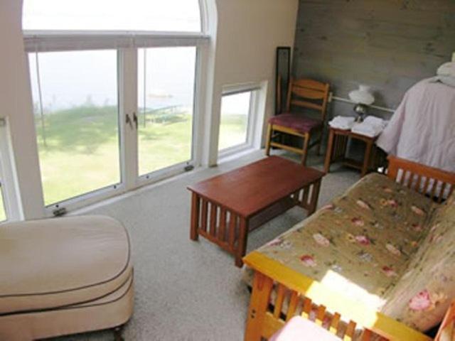 Oliver Lodge Мередит Экстерьер фото
